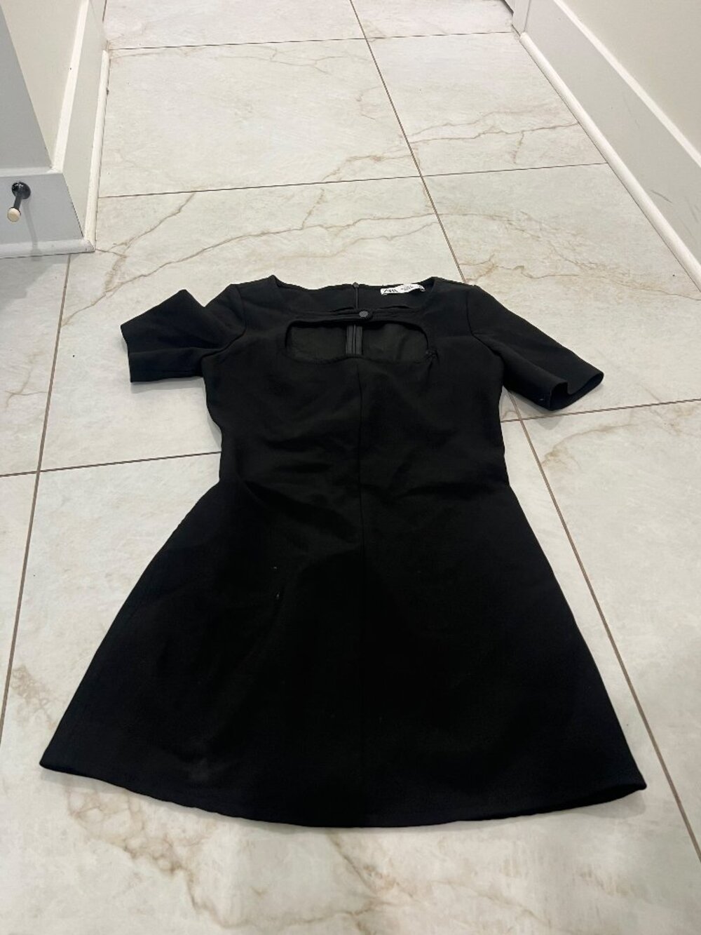 Zara Black Cut-Out Peekaboo Front Mini Dress Size S - Picture 2 of 6